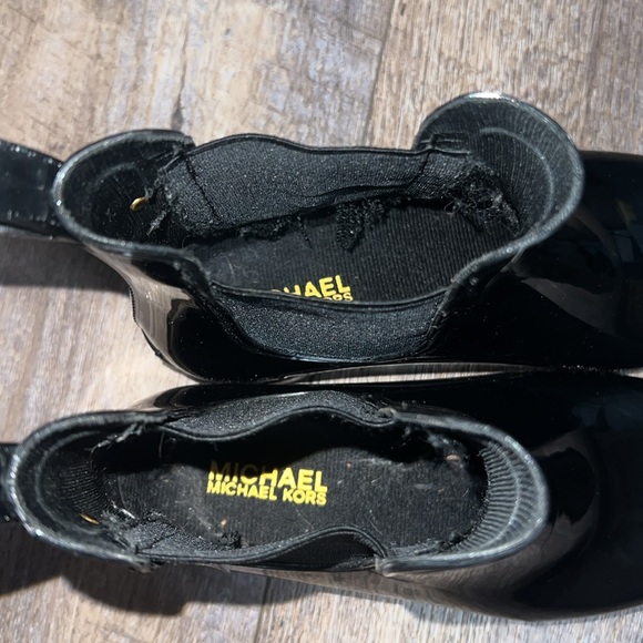 Michael Kors Rain Boots - Picture 7 of 9